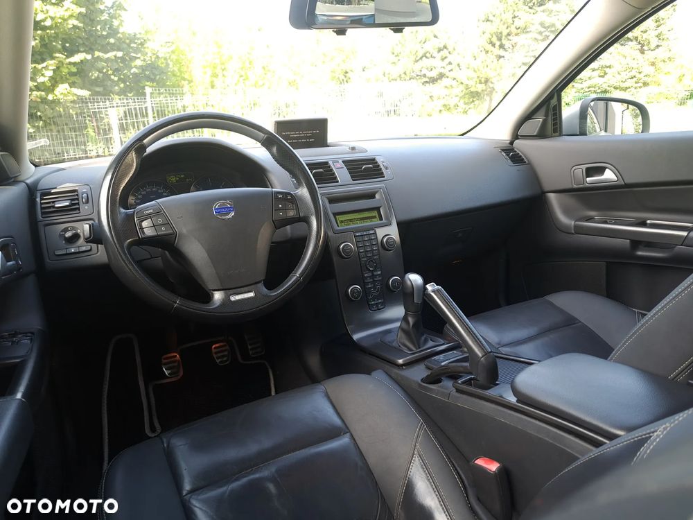 Volvo C30 D2 R-Design - 34