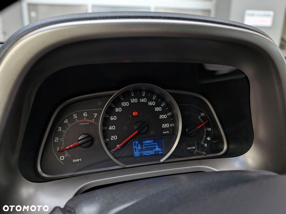 Toyota RAV4 2.0 D-4D Premium 4x2 - 23
