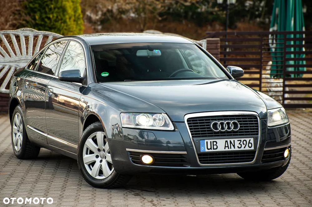 Audi A6 Limousine 2.4 - 6