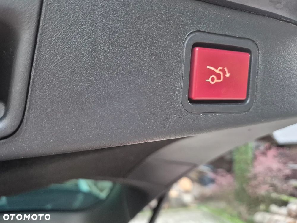 Citroën C5 BlueHDi 180 S&S EAT6 Exclusive - 32