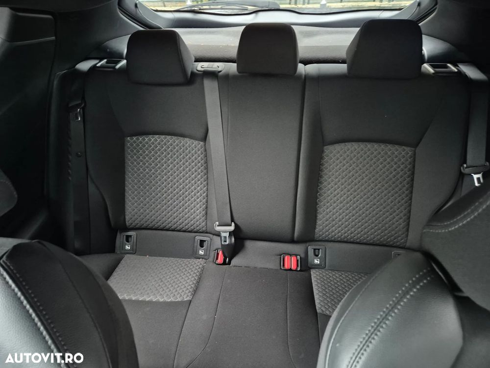 Toyota C-HR 2.0 HSD 184 CP 4x2 CVT Style - 13