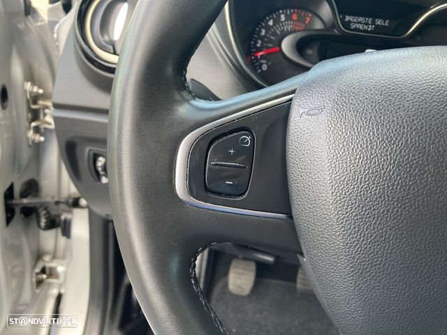 Renault Captur ENERGY TCe 90 S&S Experience - 15