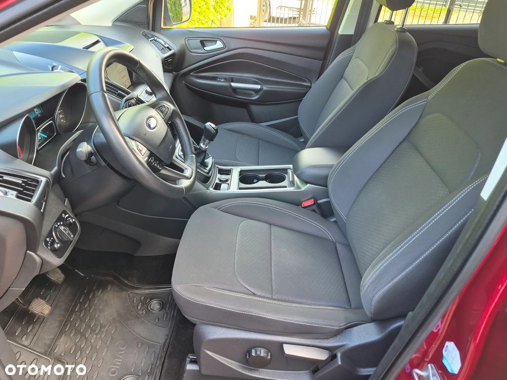 Ford Kuga - 20