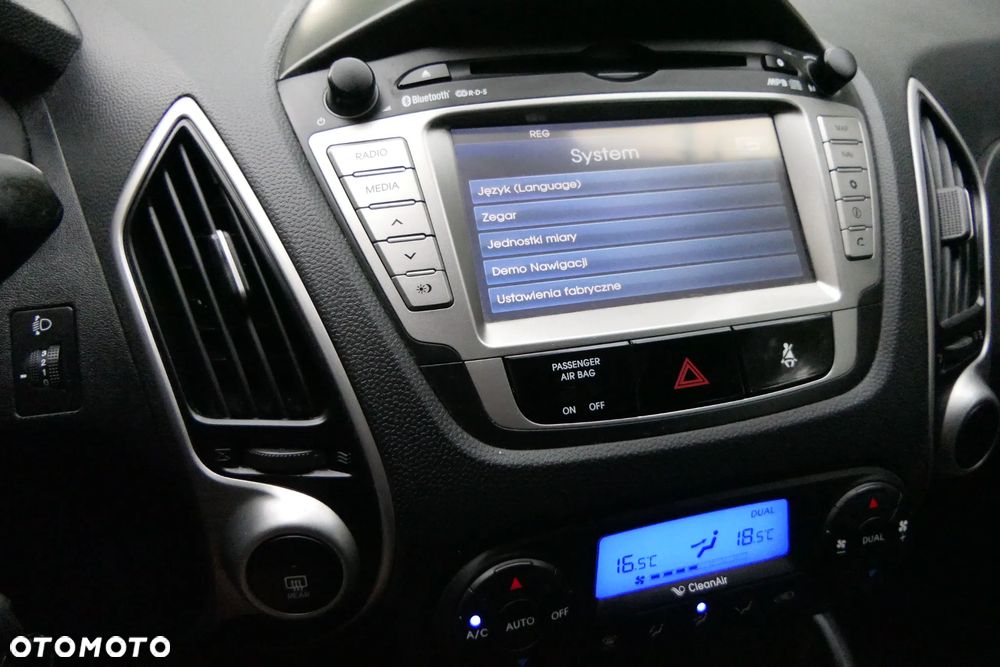 Hyundai ix35 2.0 2WD Automatik Style - 23