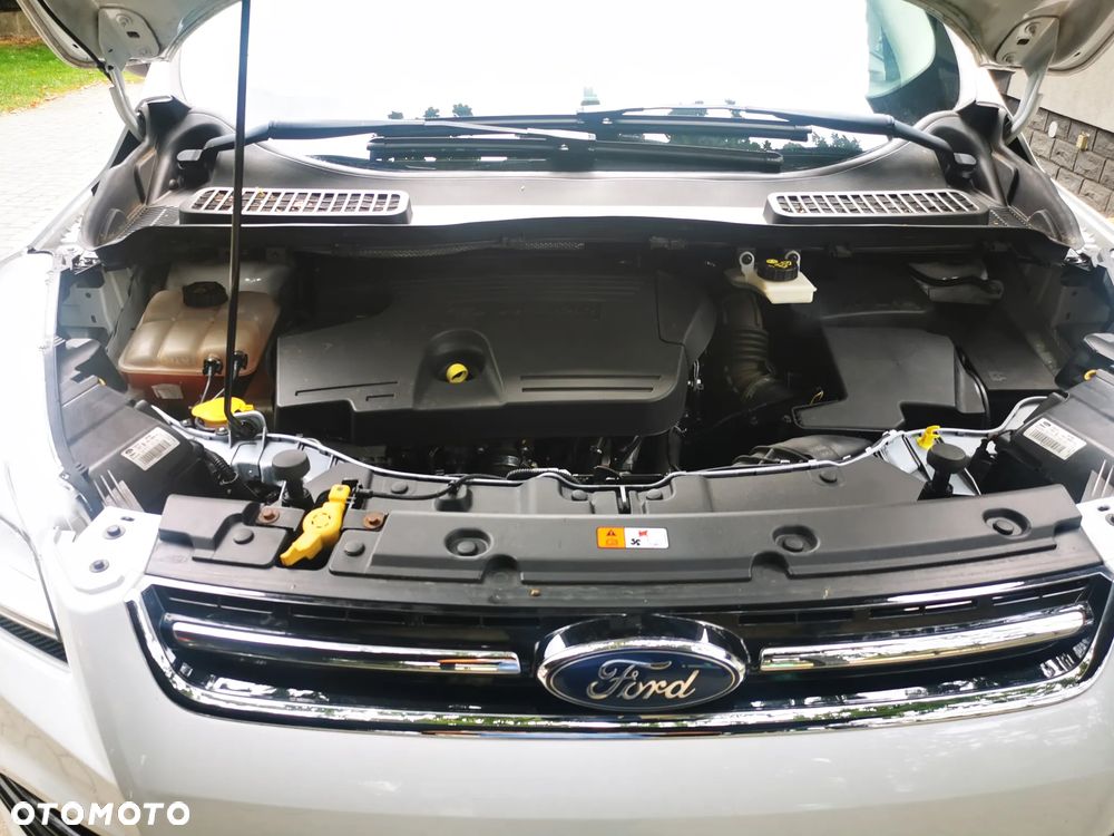 Ford Kuga 2.0 TDCi 2x4 Titanium - 26