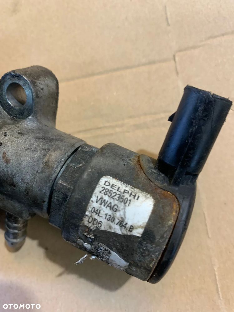 Listwa wtryskowa DELPHI VW AG  T6 CXG CXF CXH CXE  04L130093 - 4