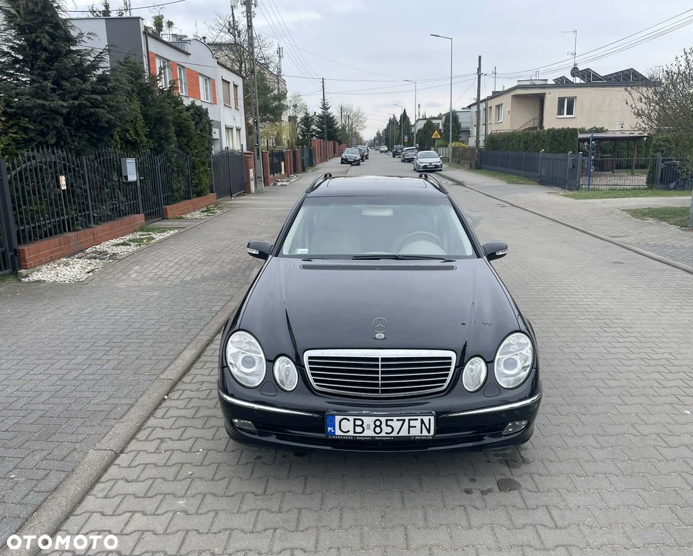 Mercedes-Benz Klasa E 200 Kompressor T Avantgarde - 3