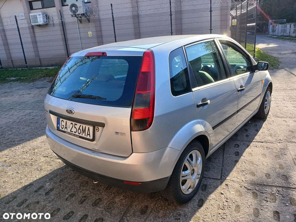 Ford Fiesta 1.3 - 9
