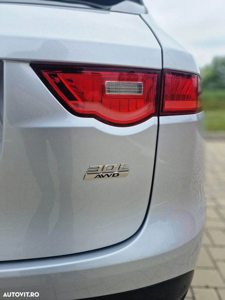 Jaguar F-Pace - 6