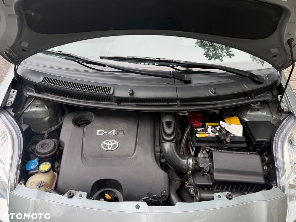 Toyota Yaris 1.4 D-4D Luna - 21