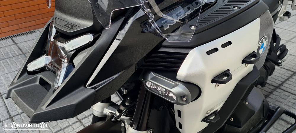 BMW R 1300 GS Adventure Triple Black Akrapovic - 19