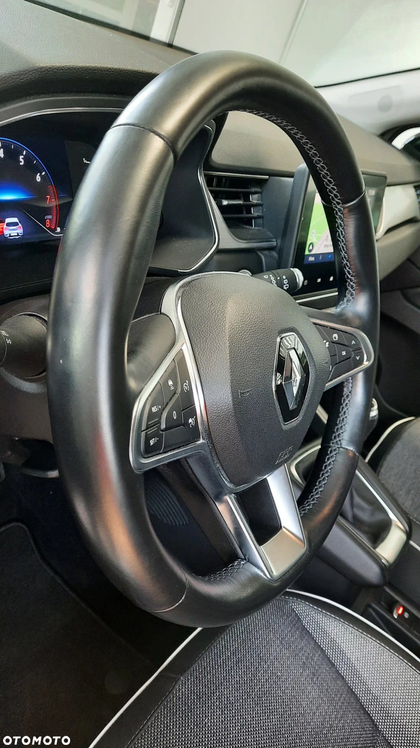Renault Captur 1.0 TCe Intens - 12