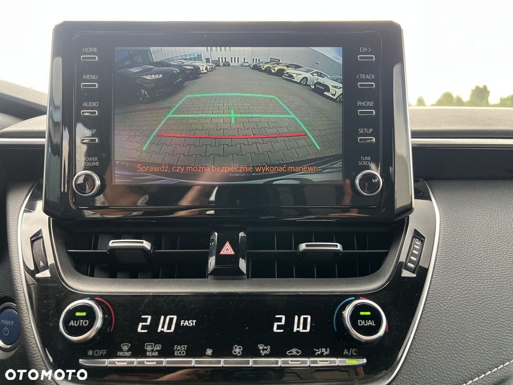 Toyota Corolla 1.8 Hybrid Comfort - 18