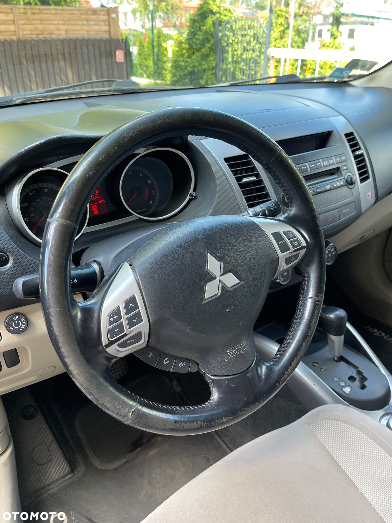Mitsubishi Outlander 3.0 V6 XLS - 8