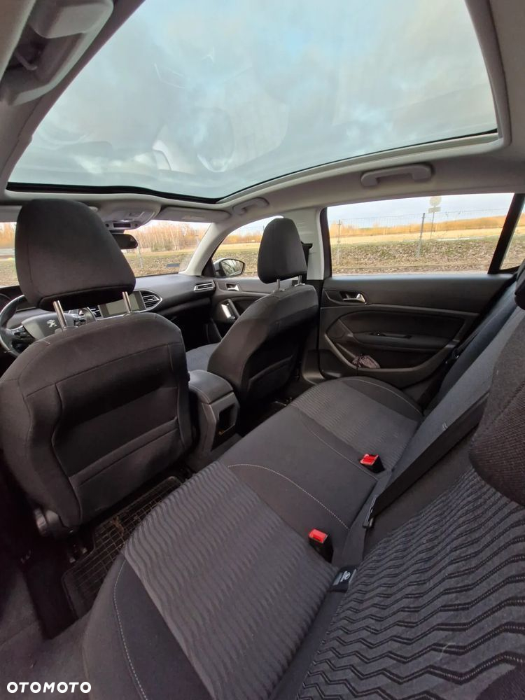 Peugeot 308 1.6 THP Active - 28