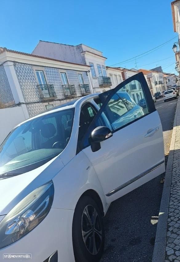 Renault Scénic 1.6 DCi Luxe - 2