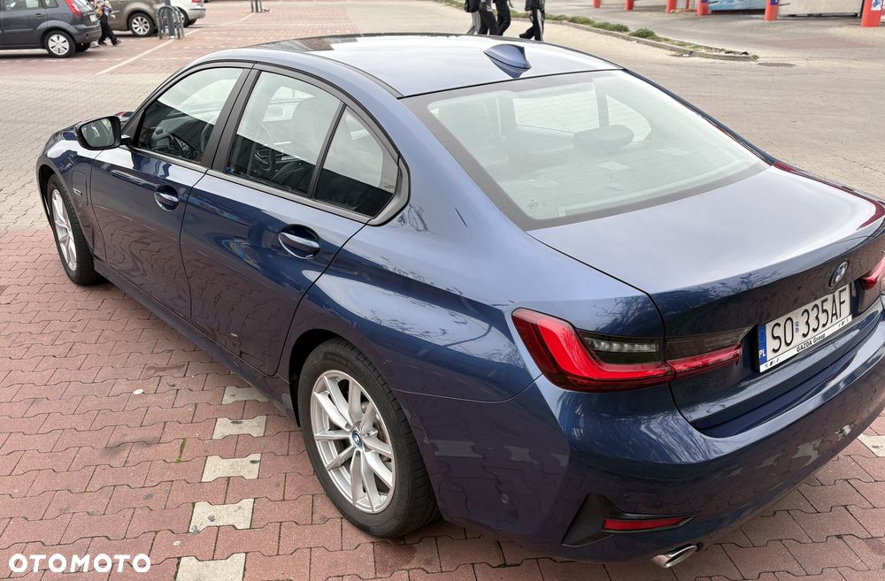 BMW Seria 3 320e - 8