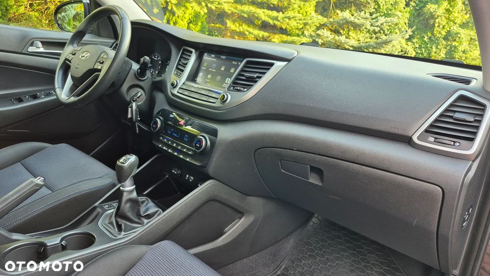 Hyundai Tucson blue 1.6 GDi 2WD Trend - 12