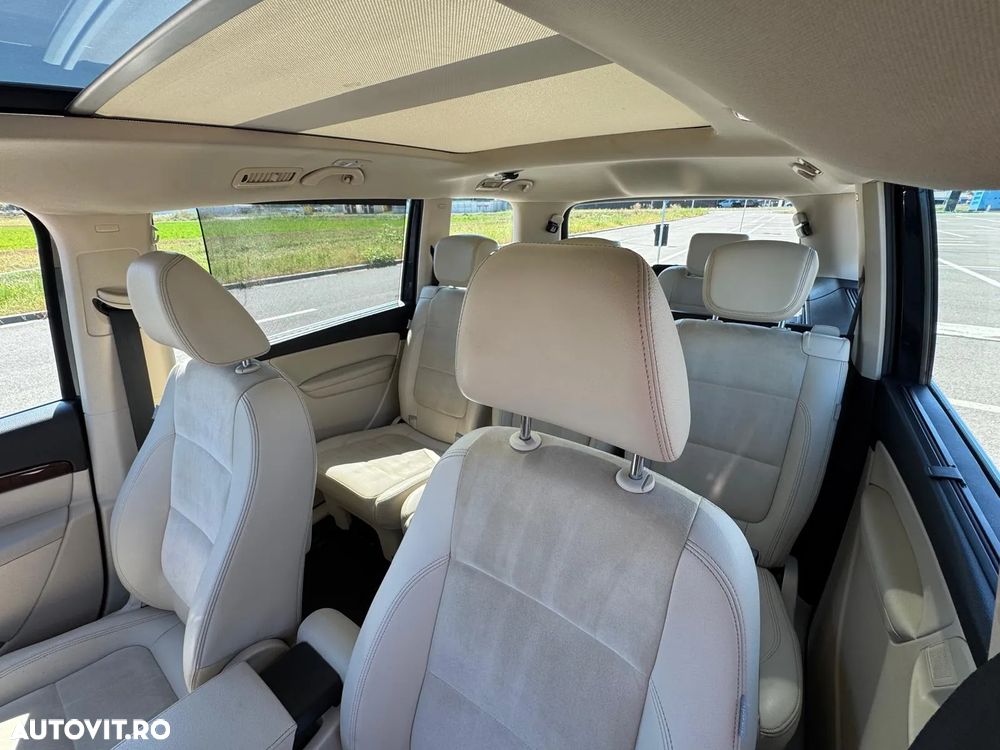 Volkswagen Sharan 2.0 TDI Blue Motion Highline - 35