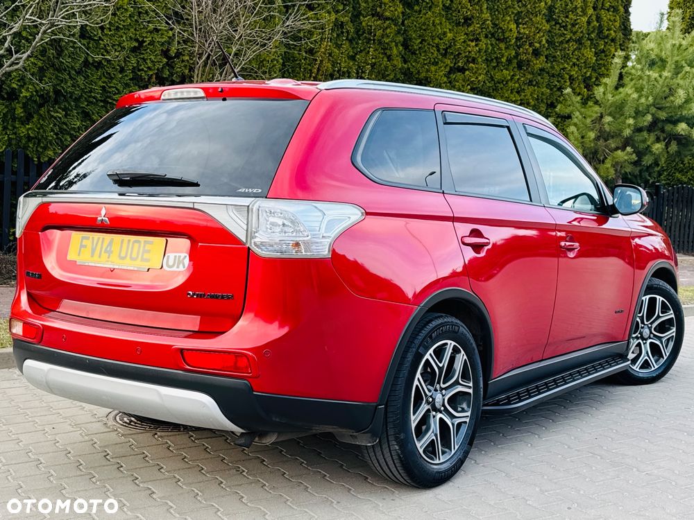 Mitsubishi Outlander 2.2 DID Intense + 4WD - 2