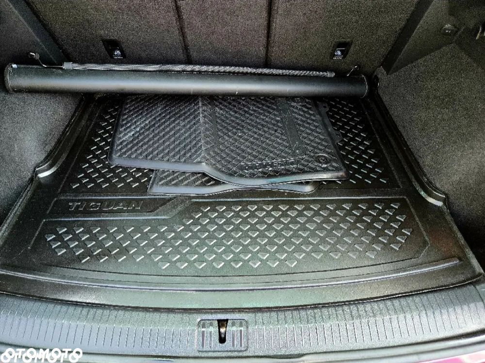 Volkswagen Tiguan 2.0 TDI SCR 4MOTION DSG Highline - 32
