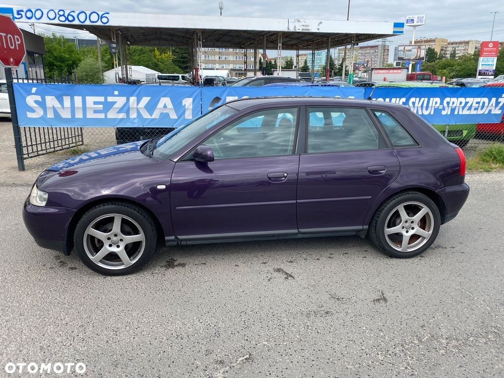 Audi A3 Sportback 1.8 Ambiente - 12