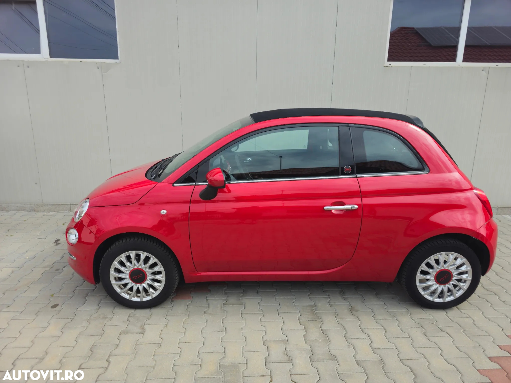 Fiat 500 Cabrio MHEV 1.0 Red - 12