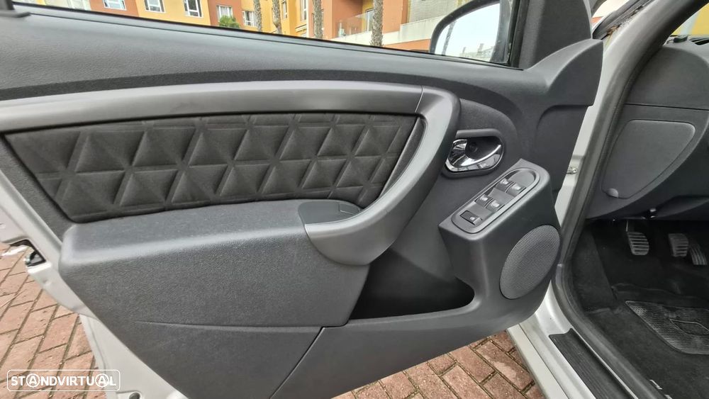 Dacia Duster 1.5 dCi Prestige - 12