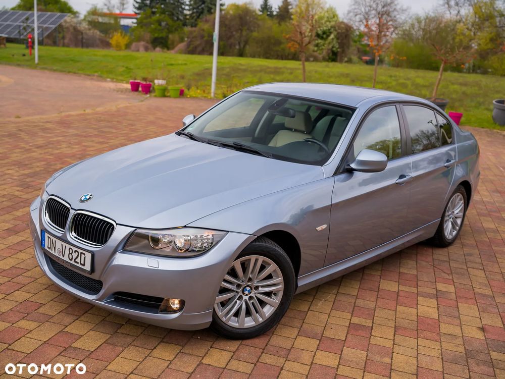 BMW Seria 3 318i Edition Exclusive - 15