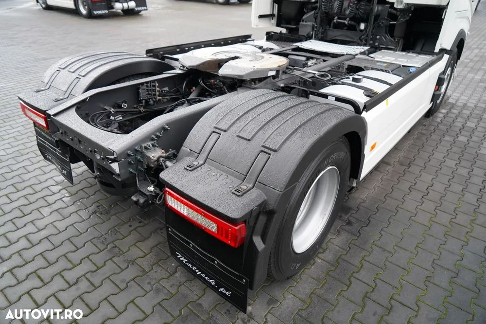 Volvo FH 500 / XXL / RETARDER / COMPLET SUSPENDAT / AER CONDIȚIONAT DE PARCARE / ECHIPAMENT MAXIM / CONTRACT DE SERVICE GOLD / - 16