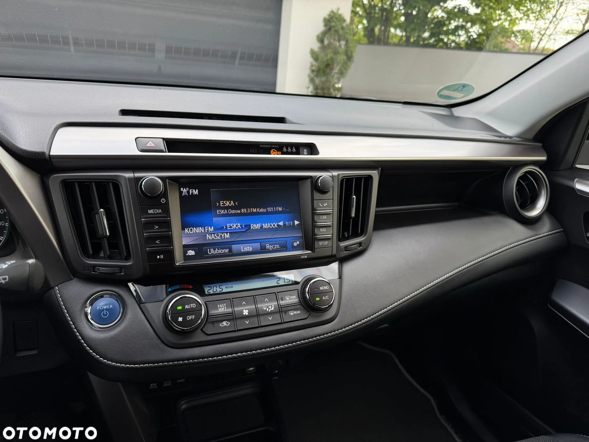 Toyota RAV4 - 21