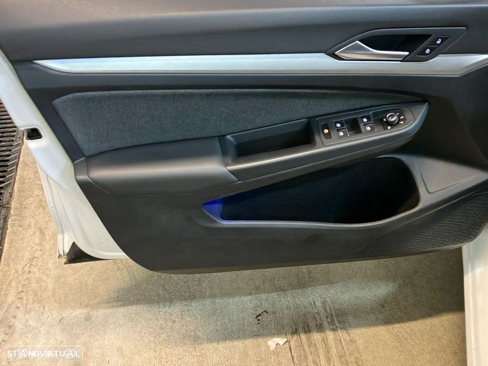 VW Golf 1.0 TSI Life - 21