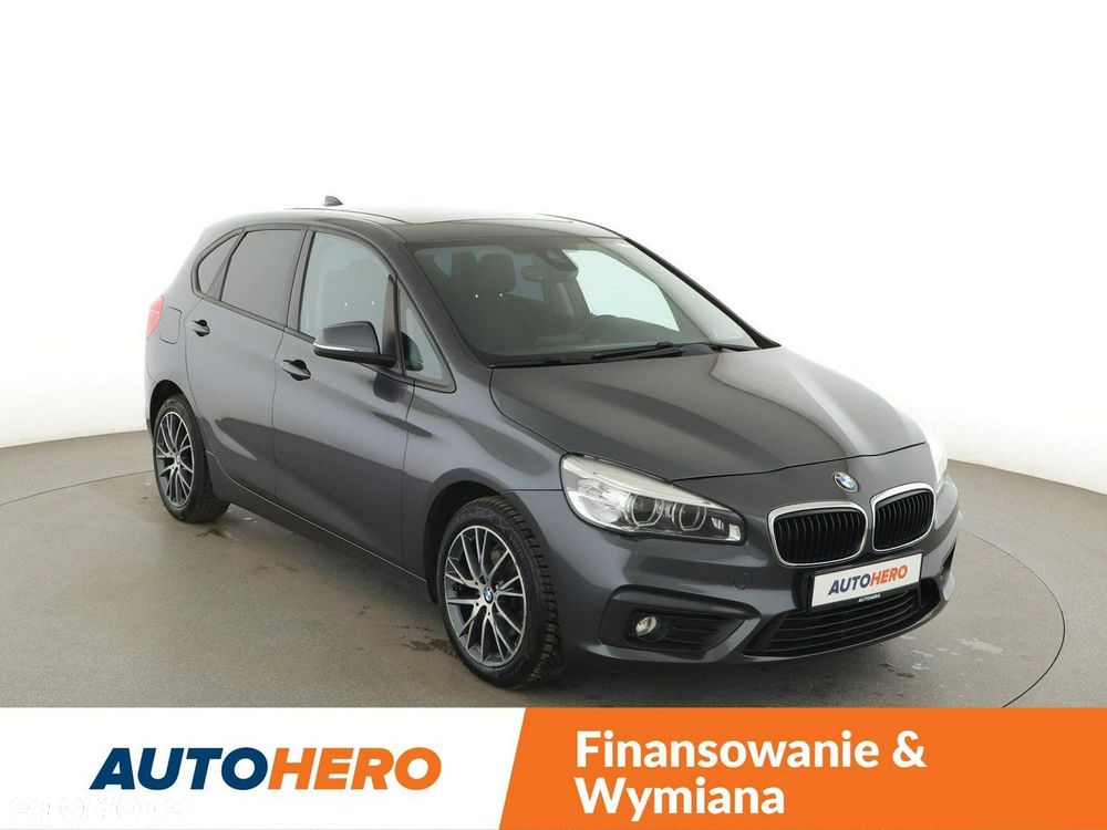 BMW Seria 2 218d - 11