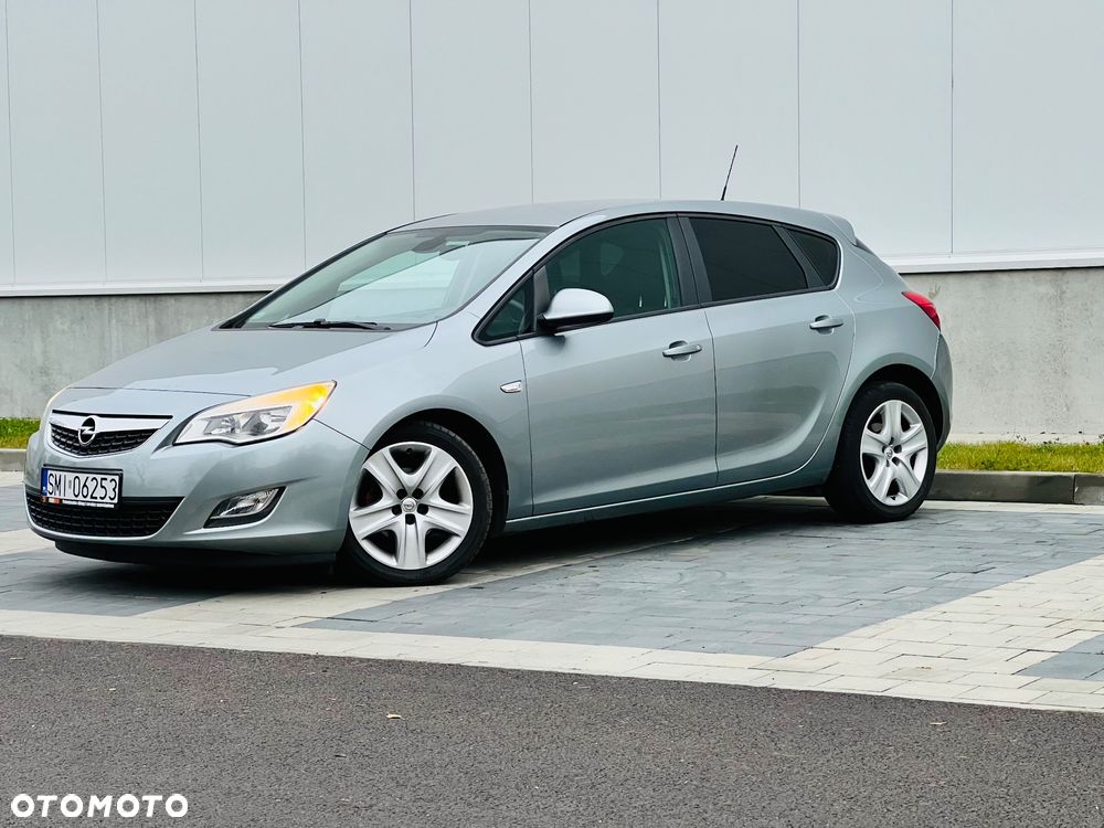 Opel Astra 1.4 Turbo Design Edition - 3