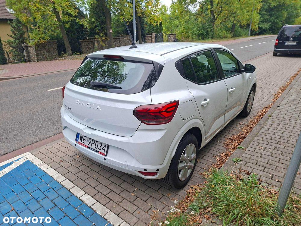 Dacia Sandero - 5