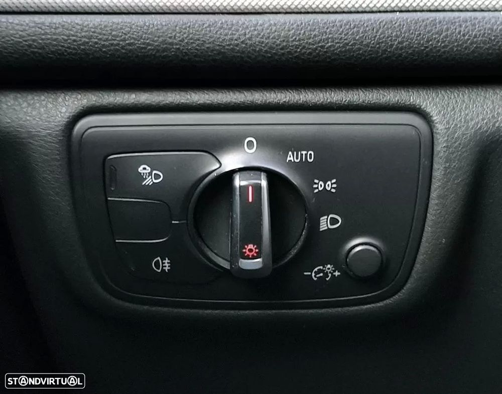 Audi A6 Allroad 3.0 TDi quattro S tronic C.Diesel - 11