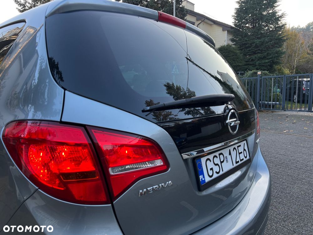 Opel Meriva 1.4 T Cosmo S&S - 11
