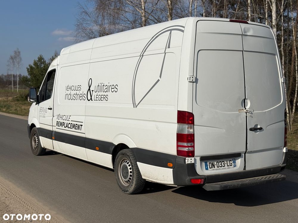 Mercedes-Benz Sprinter - 7