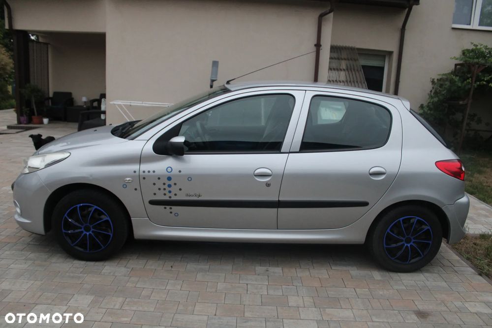 Peugeot 206 plus - 3