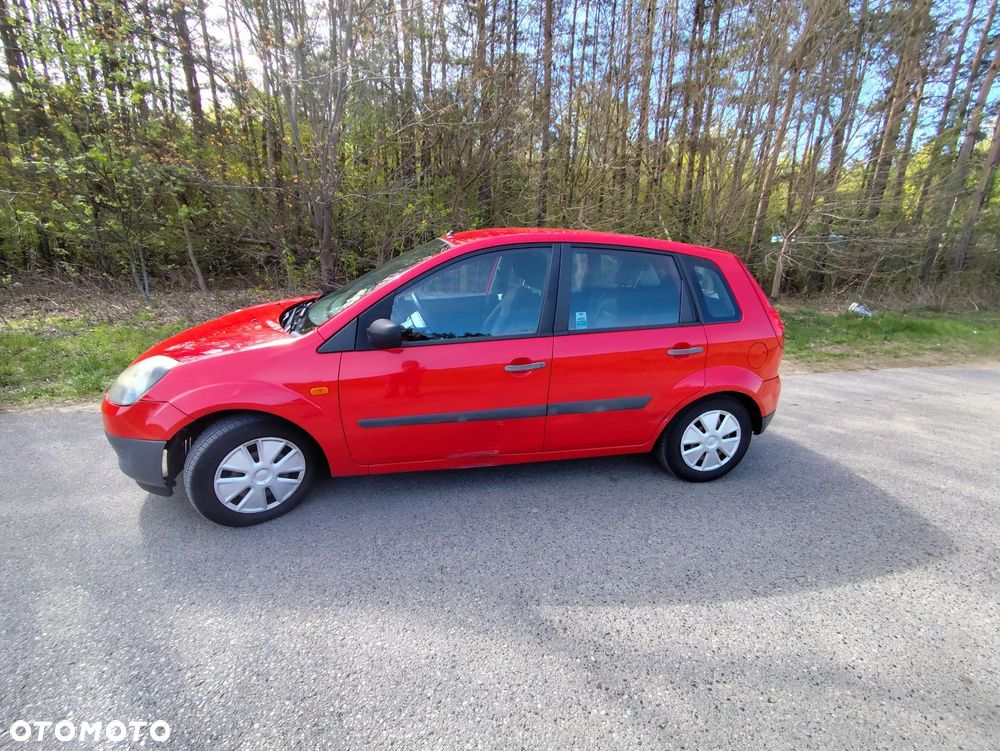 Ford Fiesta 1.3 - 4