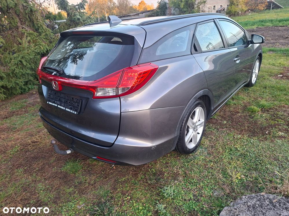 Honda Civic 2015 photo 2