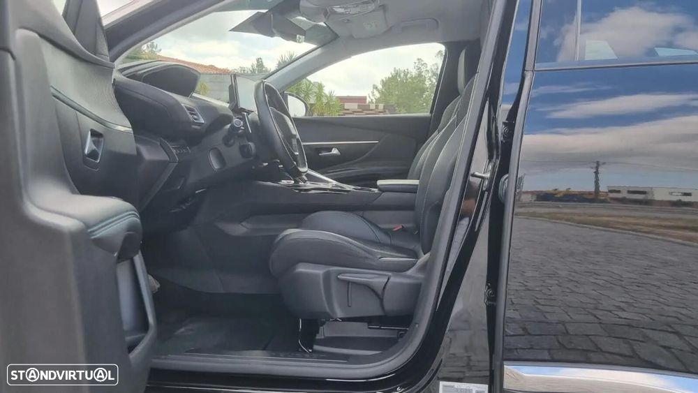 Peugeot 3008 1.6 Hybrid Allure e-EAT8 - 23