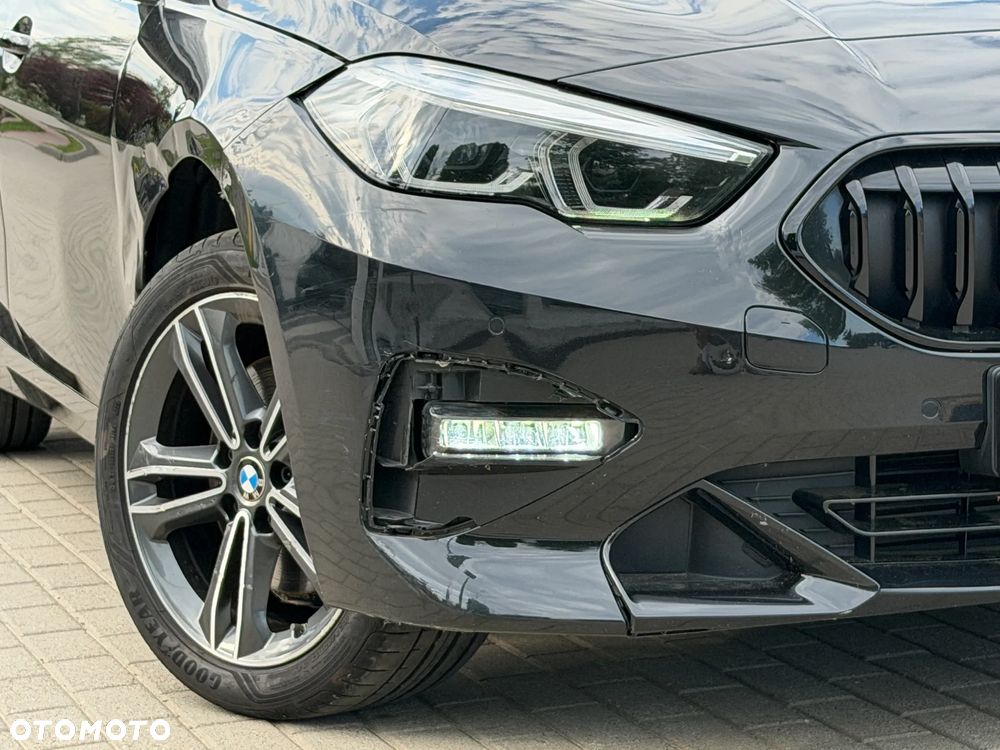 BMW Seria 2 218i Sport Line - 24