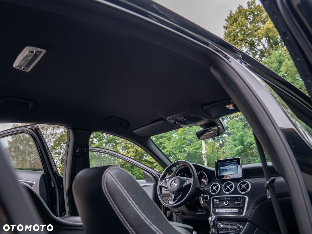 Mercedes-Benz Klasa A 180 (BlueEFFICIENCY) Urban - 30