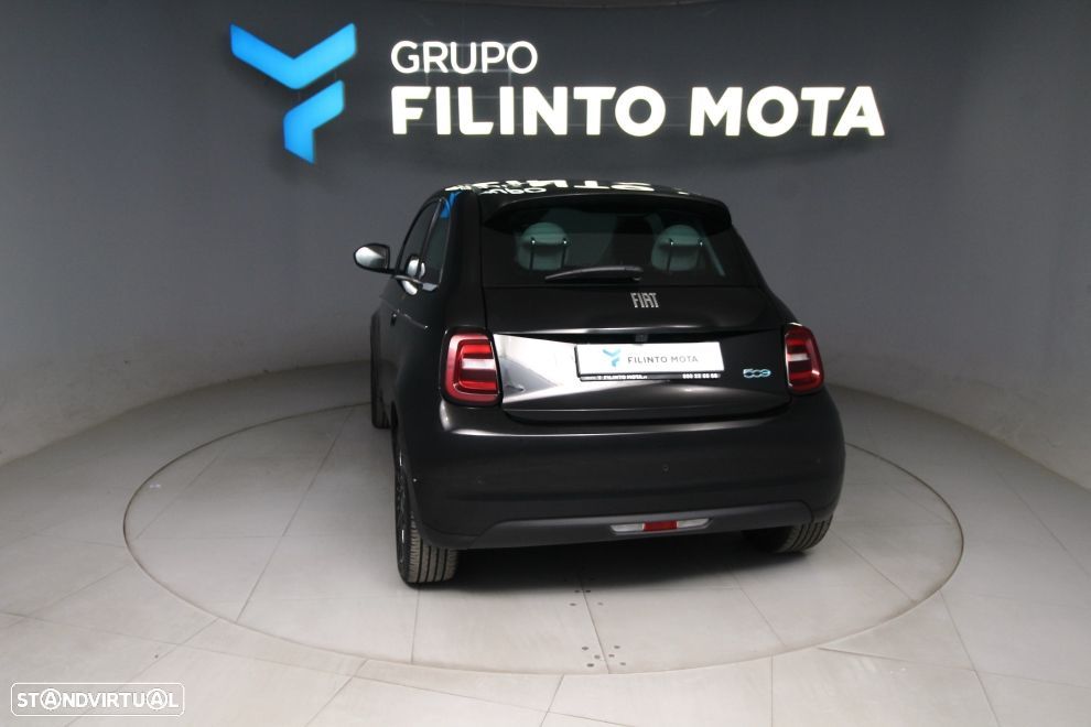 Fiat 500e La Prima - 4