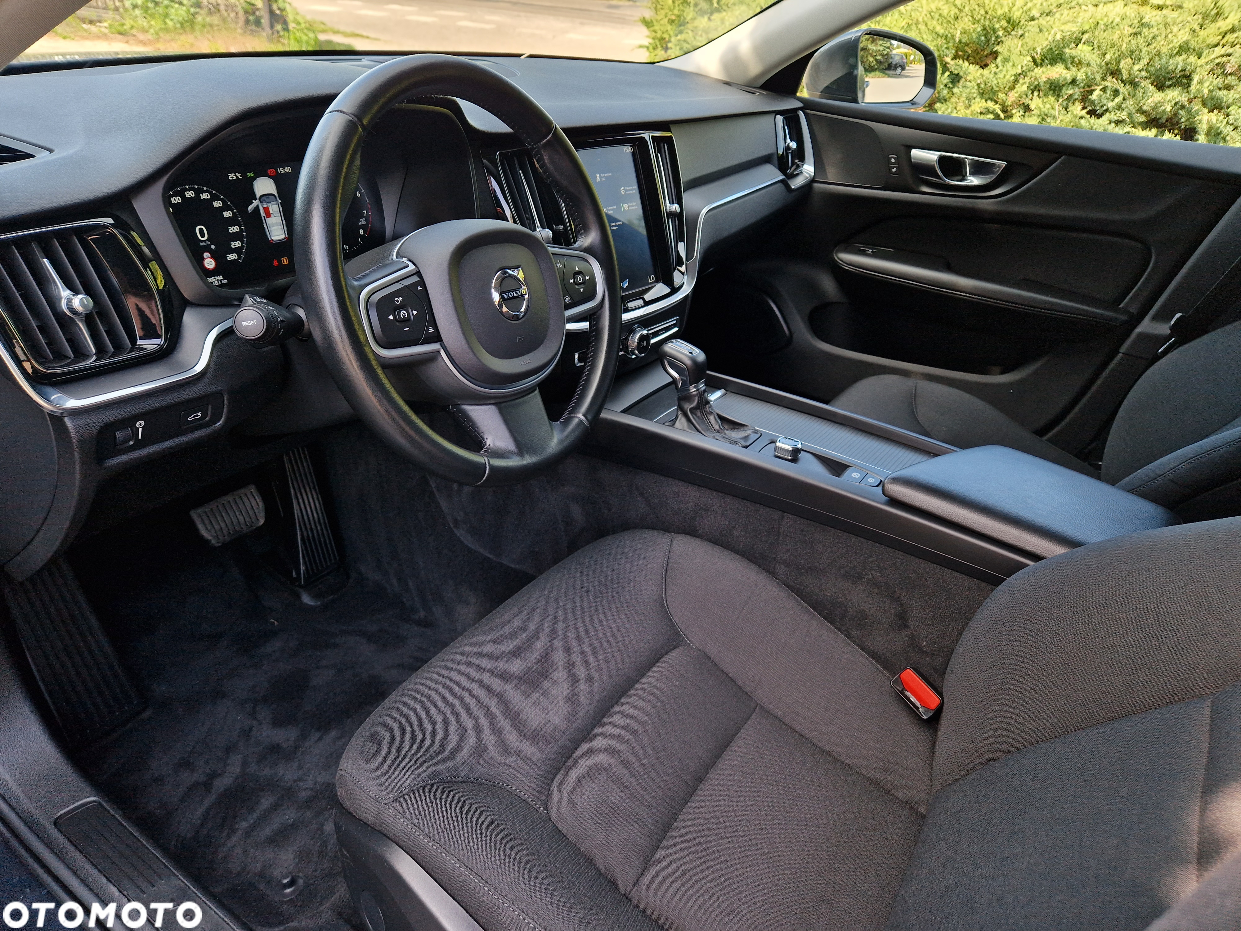 Volvo V60 B4 B Geartronic Momentum - 32