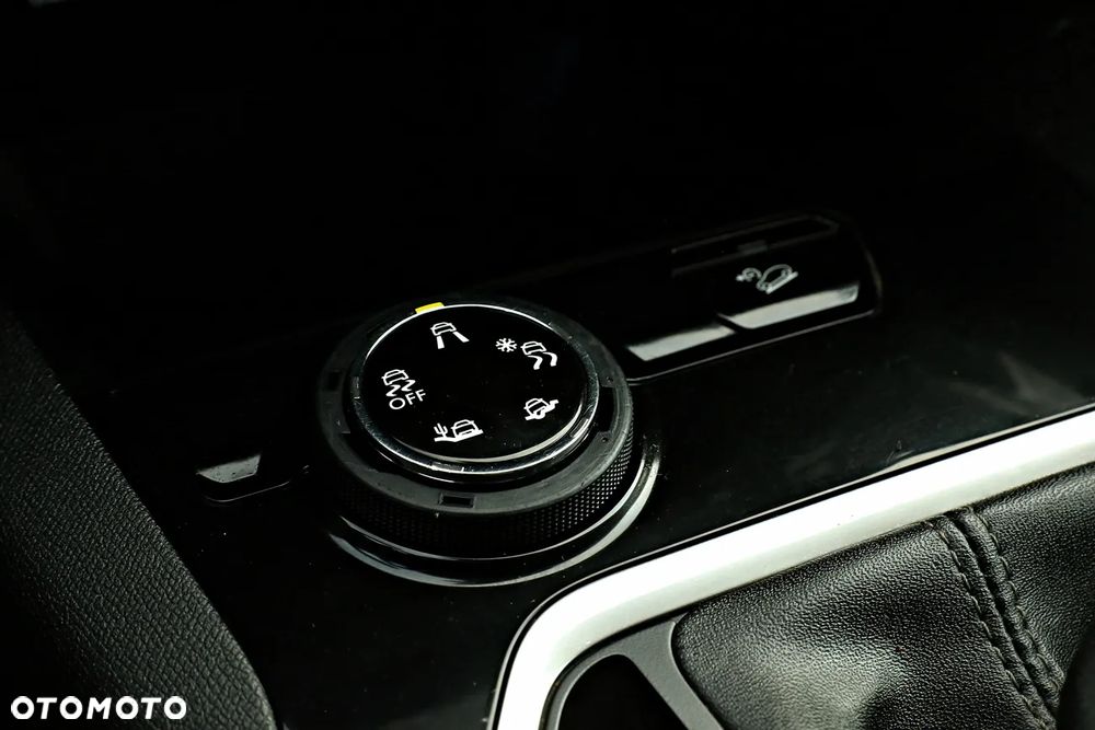 Peugeot 3008 - 31