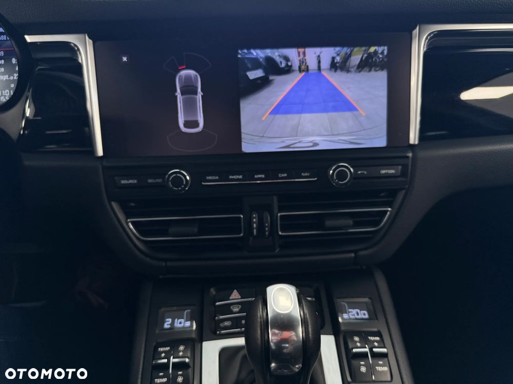 Porsche Macan S - 20