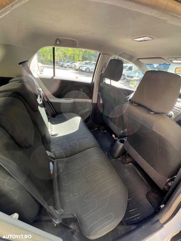 Toyota Yaris 1.4 D-4D Terra - 6