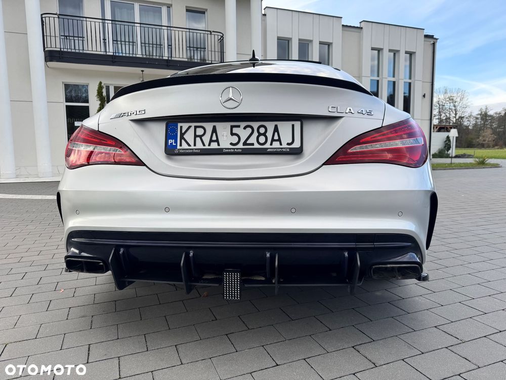 Mercedes-Benz CLA AMG 45 4-Matic - 8